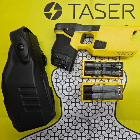 TASER 7 package